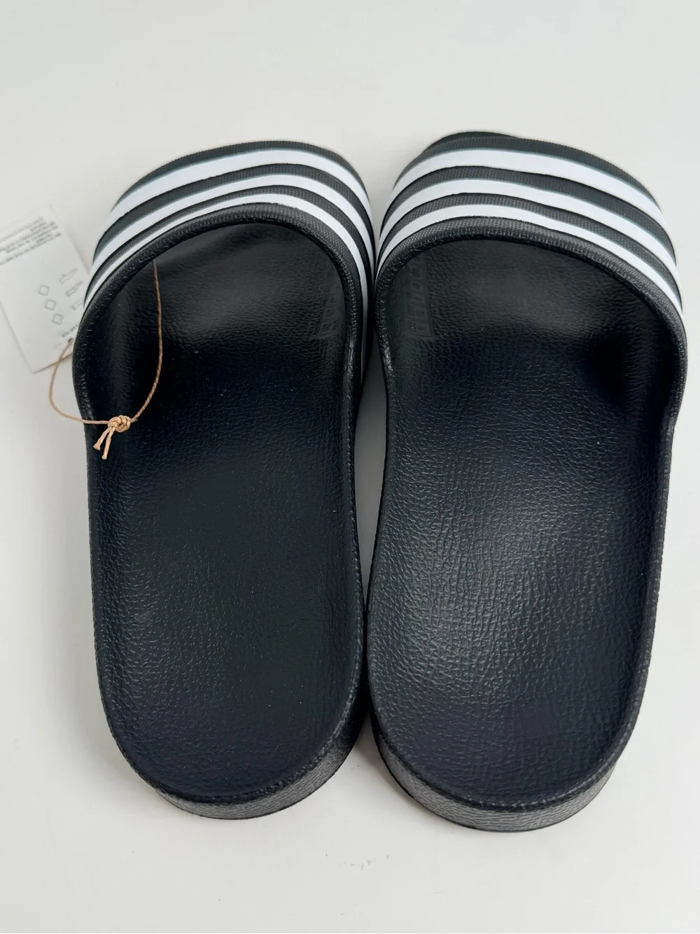adidas classic slide